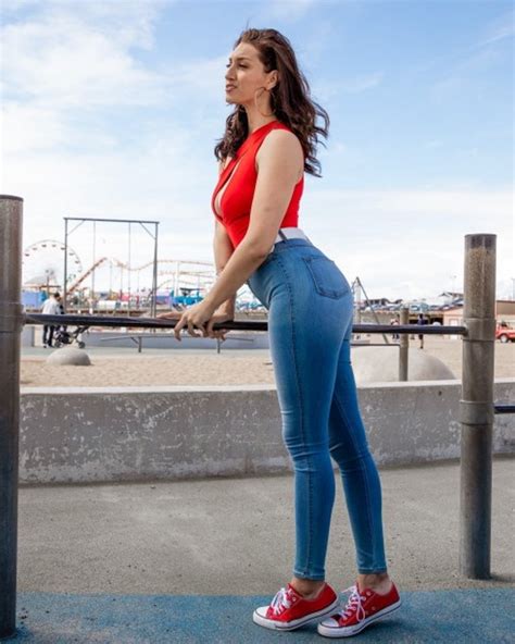 bella rollanda|Bella Rolland! .